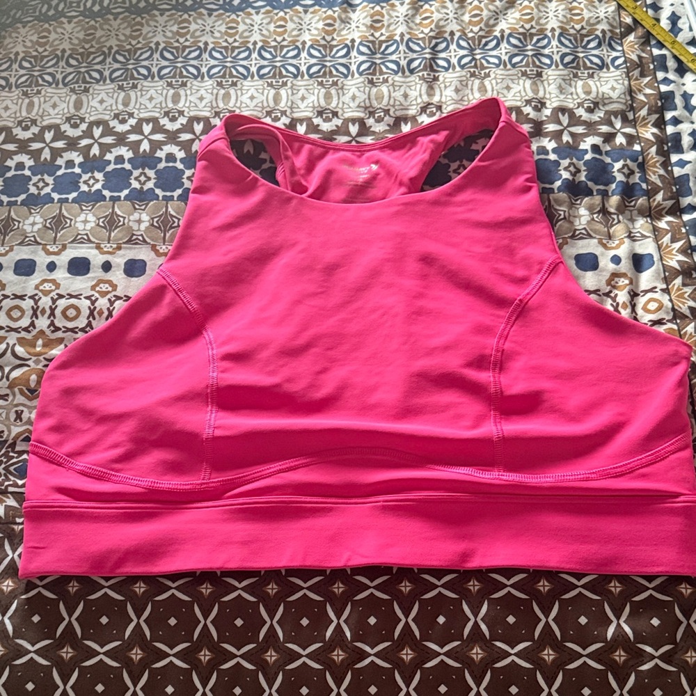 Old Navy Vivid Pink Sports Bra
Item 501